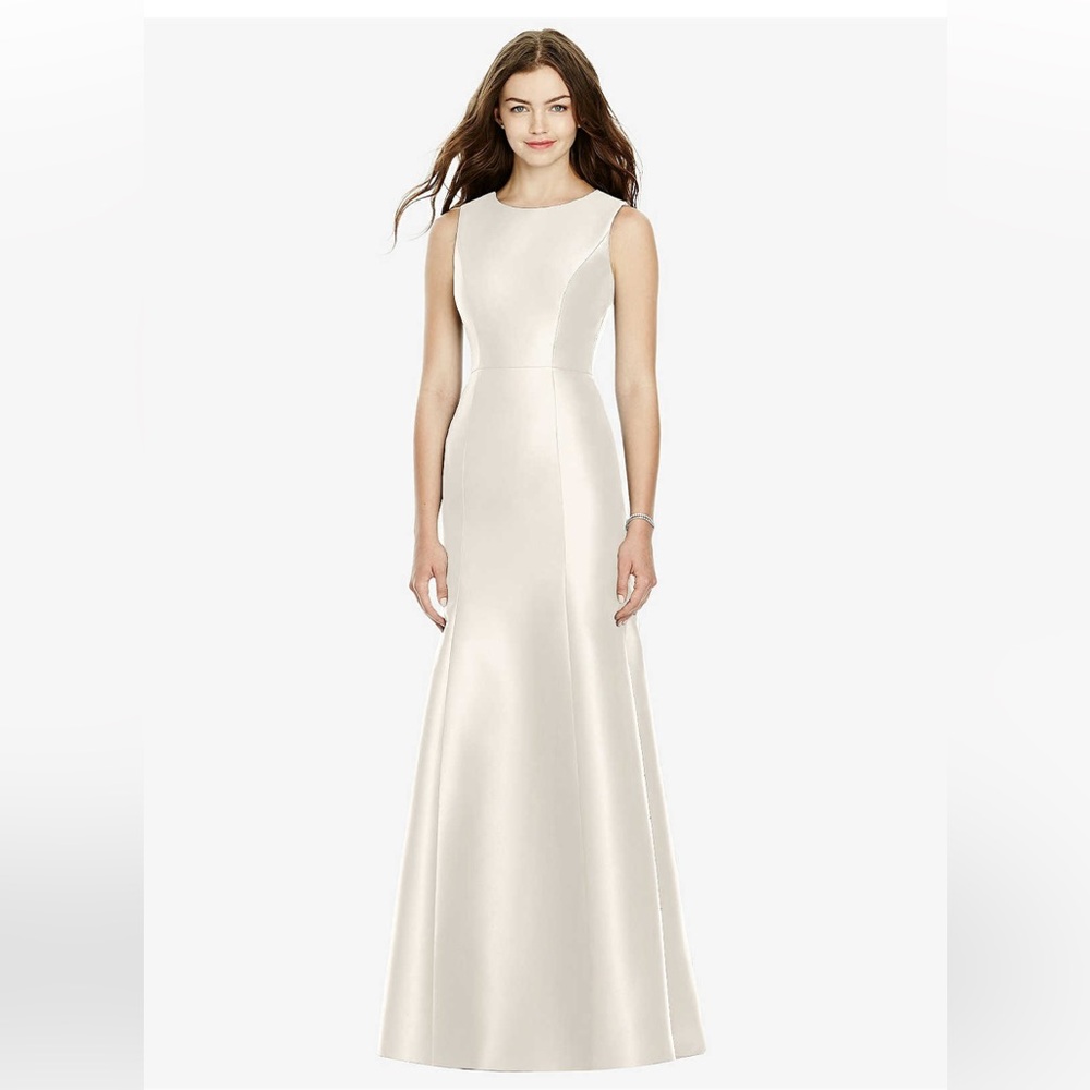Beautiful Bella bridesmaids ivory dress (dessy BB106) size 2 regular